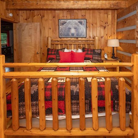 Yoli Bear Hideaway Villa Сивиървил Екстериор снимка