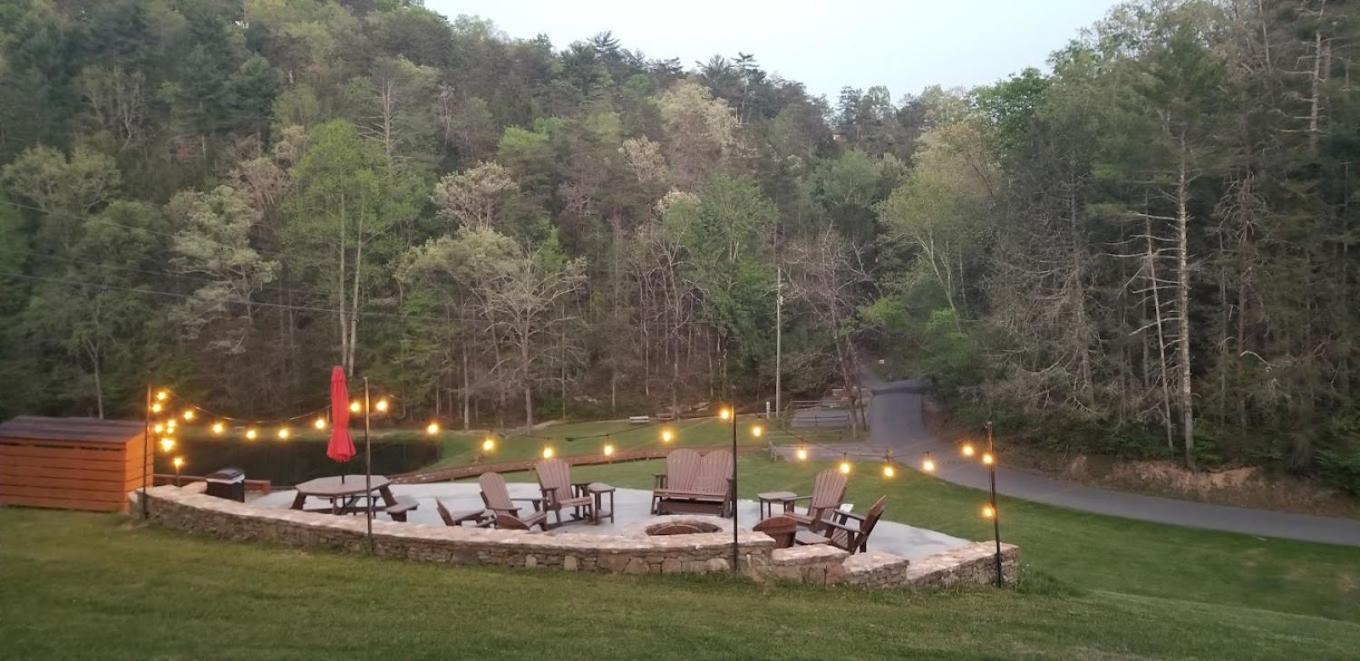 Yoli Bear Hideaway Villa Сивиървил Екстериор снимка