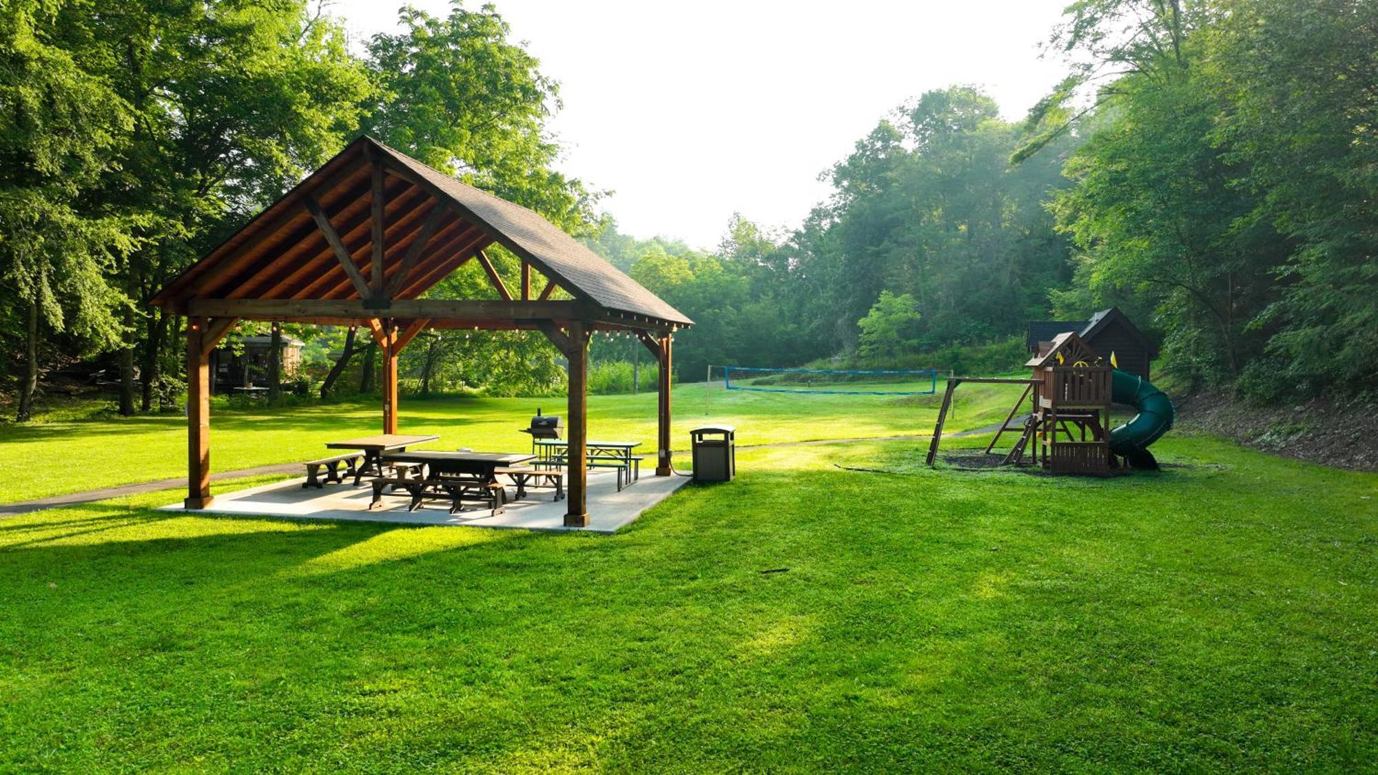 Yoli Bear Hideaway Villa Сивиървил Екстериор снимка