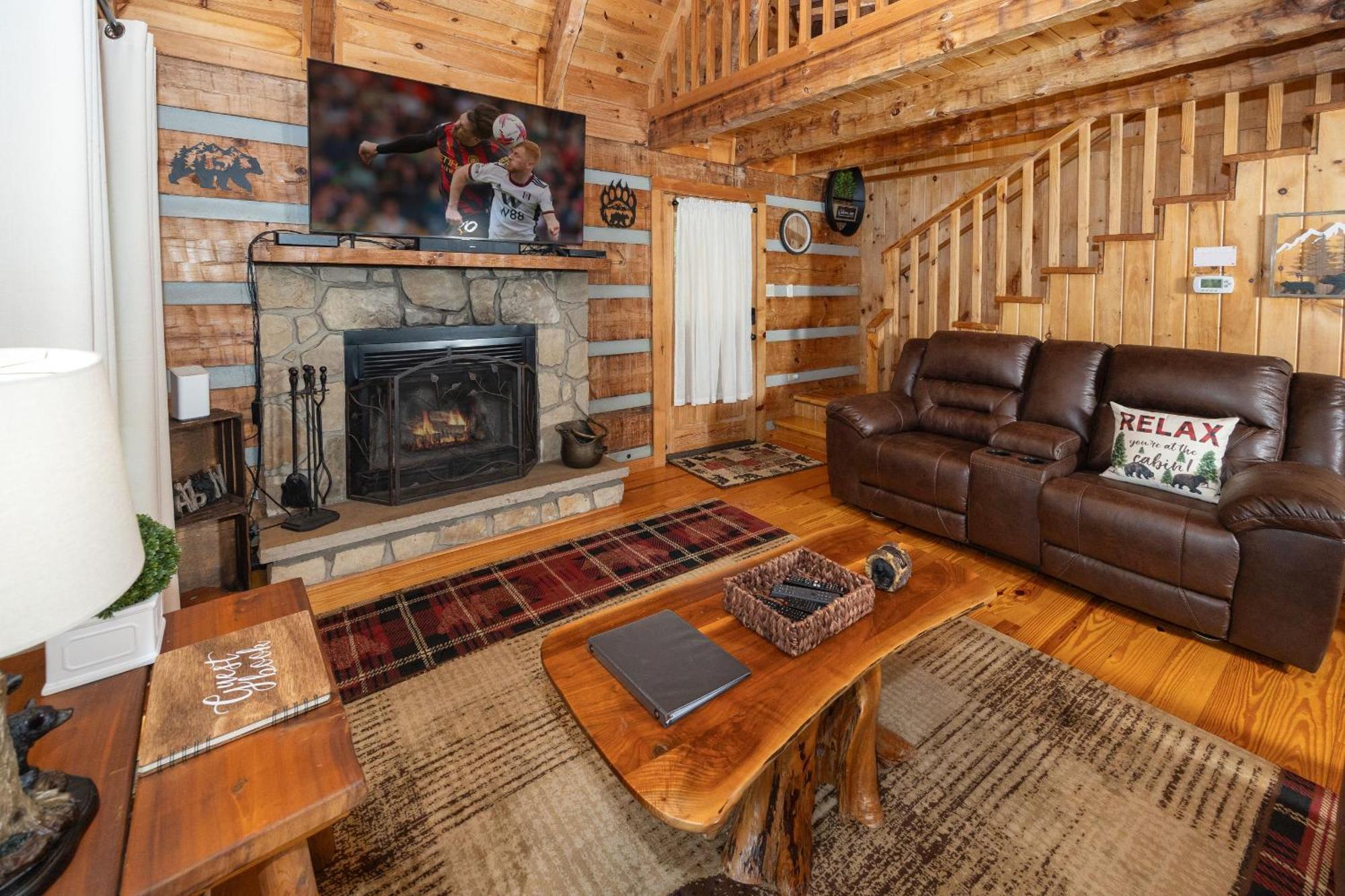 Yoli Bear Hideaway Villa Сивиървил Екстериор снимка