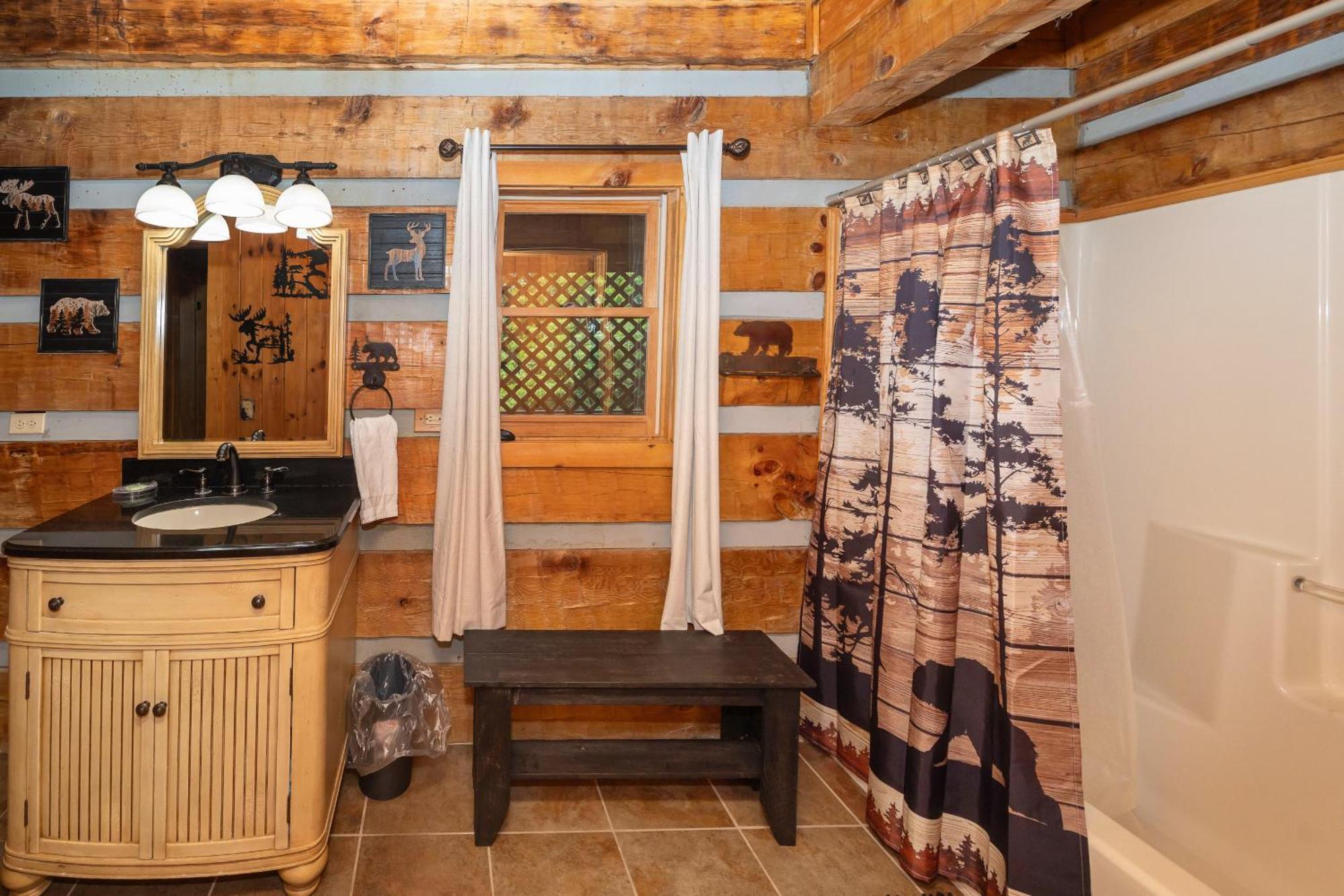 Yoli Bear Hideaway Villa Сивиървил Екстериор снимка